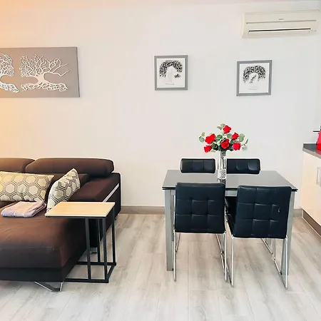 La Zenia Apartment *