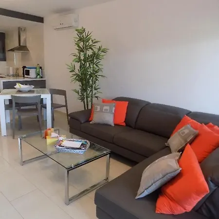 La Zenia Апартаменты *